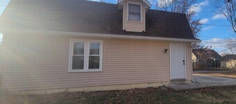Charming 2-bedroom guest house with WiFi, AC in Franklin