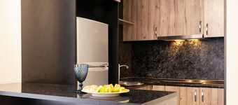 1BR Getaway w/ Pool & Sauna Access