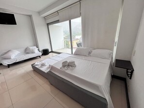 1 bedroom, WiFi, bed sheets