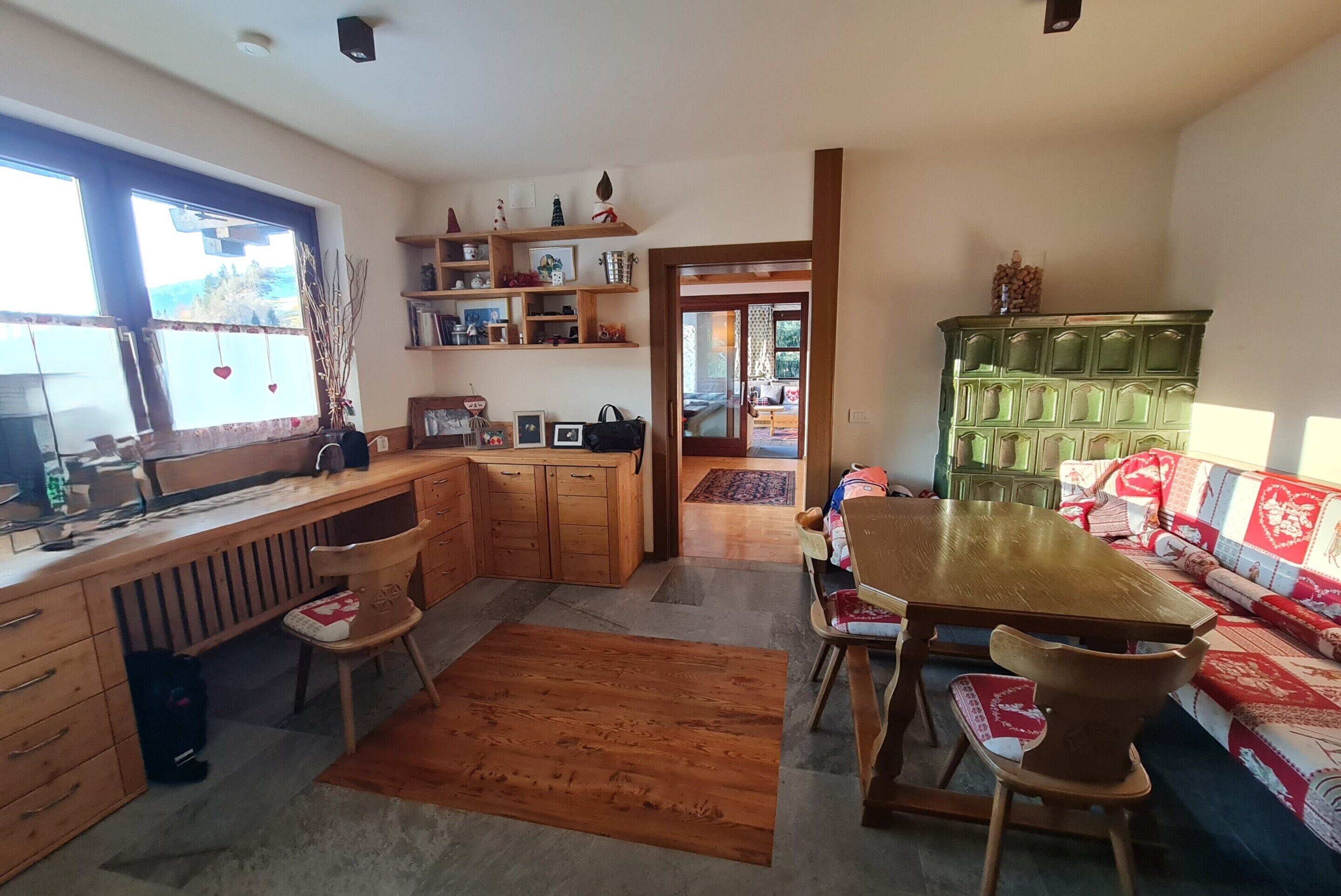 Rumah | Ruang keluarga | Perapian