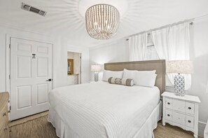 4 chambres, fer et planche à repasser, lit parapluie, Wi-Fi gratuit