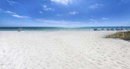 NEW List - New Golf Cart-Walk to Beach-Charming Bungalow 4BR!