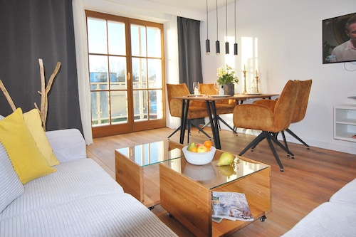 Neu 12/24 !
Aesten Mare 2 Toplage! 1-5min: Strand, KüboMare-Wellness,Einkaufen