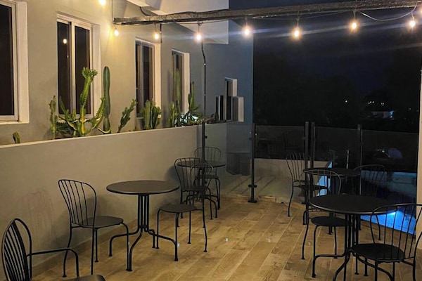 Sundeck
