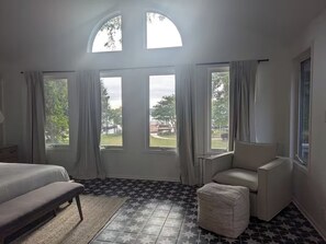 5 slaapkamers, reisbedje, gratis wifi, beddengoed