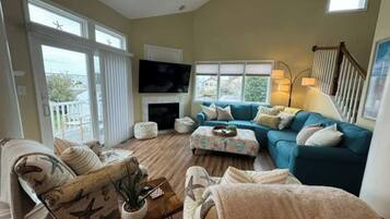 Smart TV, fireplace, offices