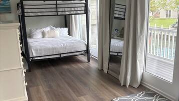 4 bedrooms, travel cot, free WiFi, bed sheets