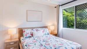 4 quartos, Wi-Fi de cortesia, roupa de cama