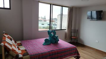 Habitación clásica, vista a la ciudad | Insonorización y wifi gratis