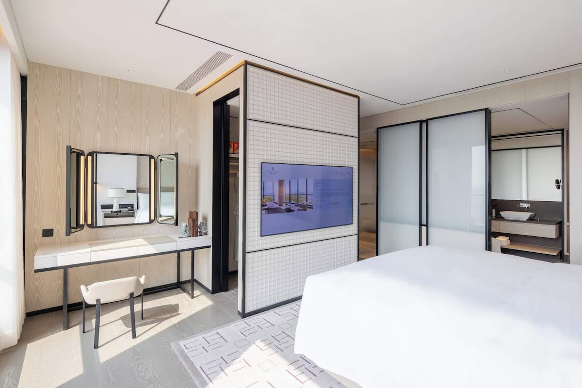 Minibar, in-room safe, blackout drapes, iron/ironing board