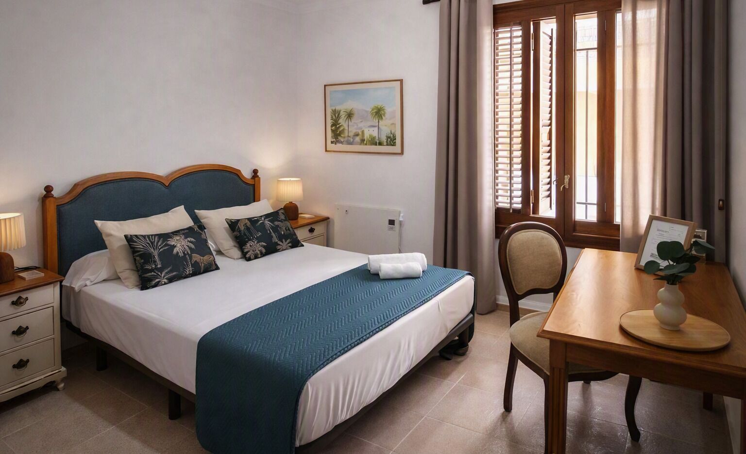 Double or Twin Room | Desk, laptop workspace, WiFi (free)