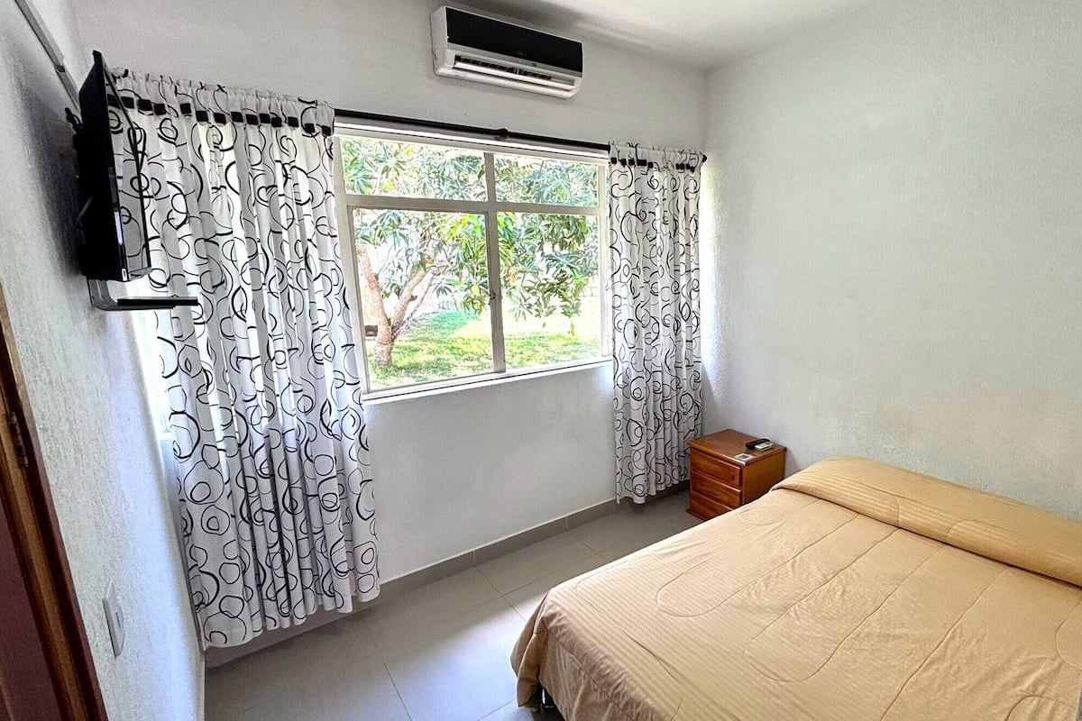 Apartment | 2 bedrooms, desk, free rollaway beds, free WiFi
