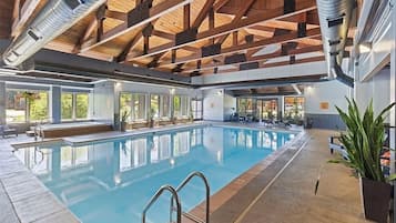 Innenpool, beheizter Pool