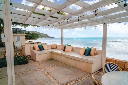 Sea Glass Suite: Your Seaside Sanctuary