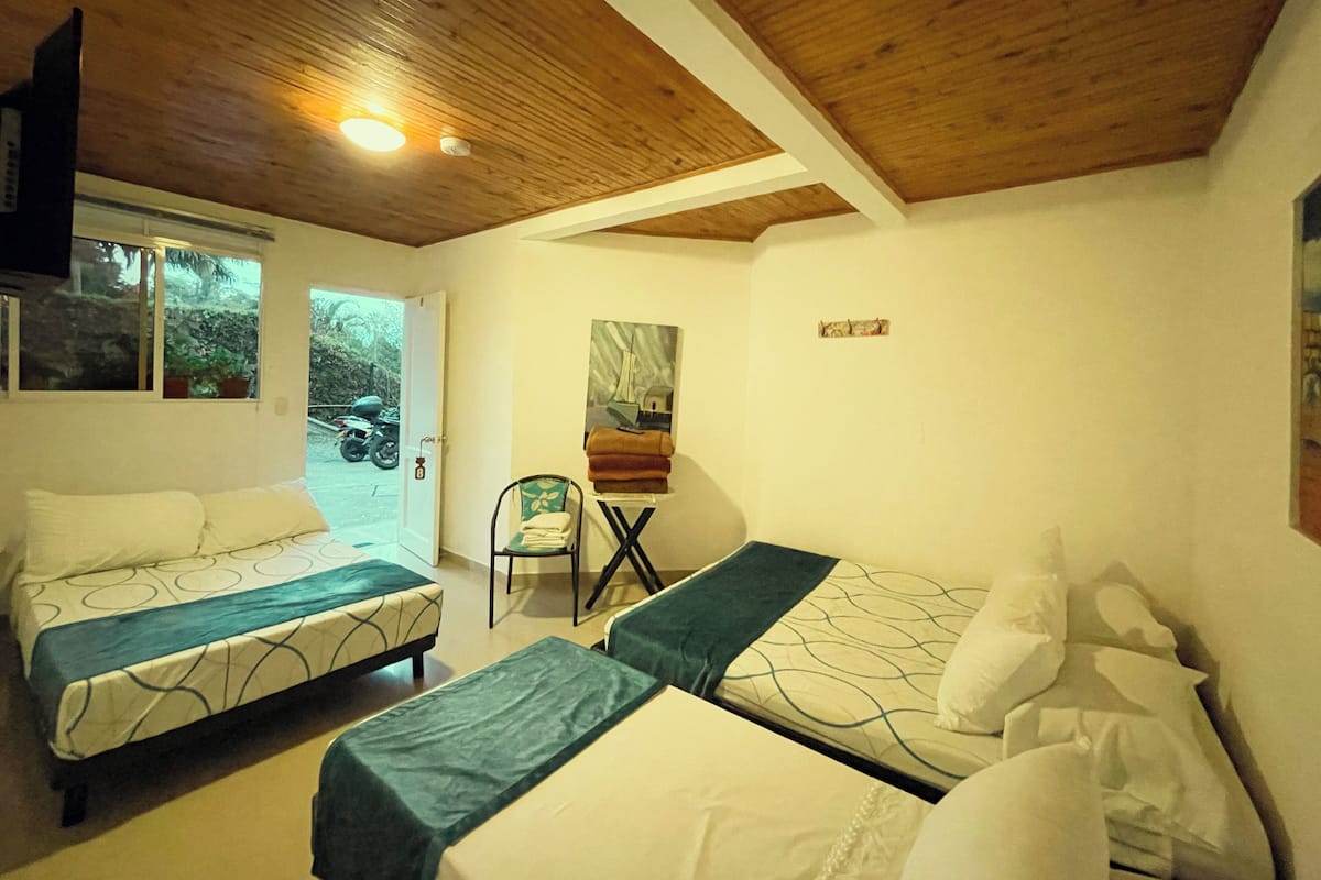 Habitación clásica, vista a la montaña | Wifi gratis