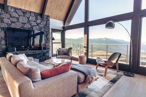 Smart TV, books, music library, stereo
