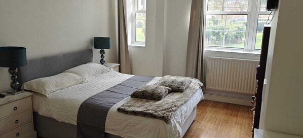 1 Schlafzimmer, Bügeleisen/Bügelbrett, WLAN, Bettwäsche