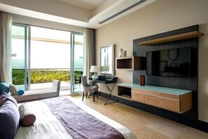 2 bedrooms, iron/ironing board, WiFi, bed sheets - 2-bedroom resort in charming Las Jarretaderas with fitness room, WiFi (Las Jarretaderas)