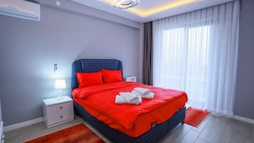 Family Villa | Iron/ironing board, free WiFi