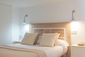 Iron/ironing board, free WiFi, bed sheets - Loft of son (Vigo)