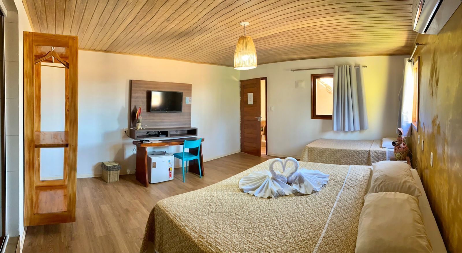 Iron/ironing board, free WiFi, wheelchair access