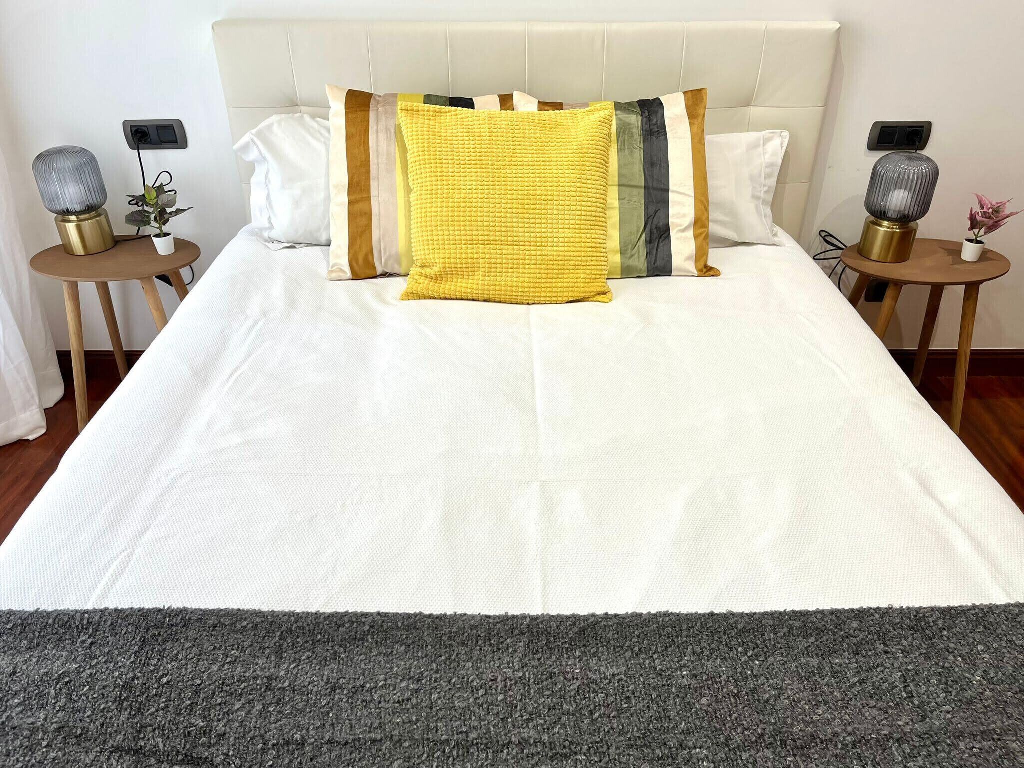 Ferros/tábuas de passar roupa, Wi-Fi de cortesia, roupa de cama