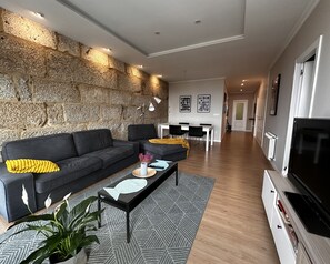 TV - Apartamento Miracies (Vigo)