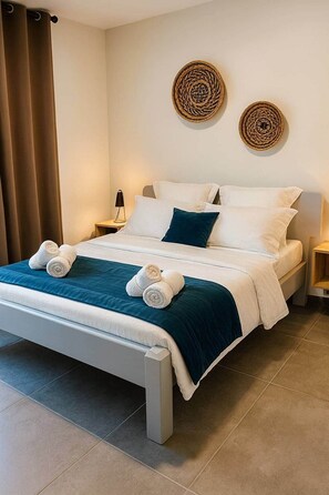 4 slaapkamers, een strijkplank/strijkijzer, gratis wifi, beddengoed