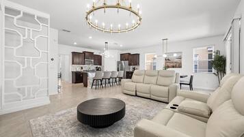 Smart-tv, pejs, videospil, bordfodbold