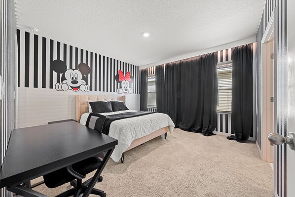 6 chambres, lit parapluie, Wi-Fi gratuit, draps fournis