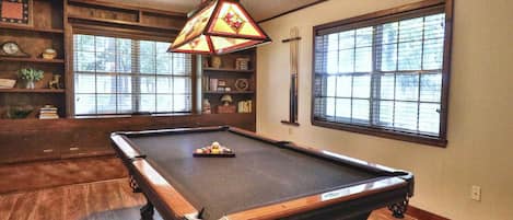 Spielezimmer