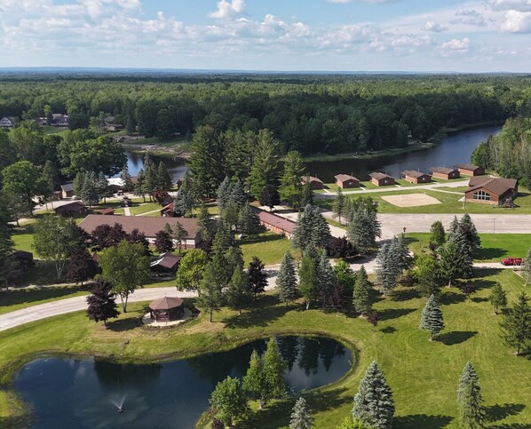 Aerial view - Lost Arrow Resort (Gladwin)