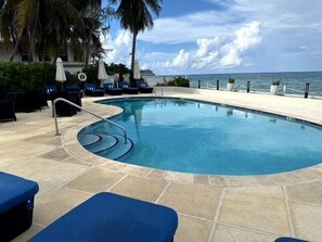 Beheizter Pool