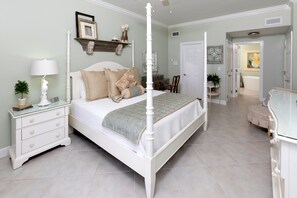 4 habitaciones, tabla de planchar con plancha, wifi y ropa de cama