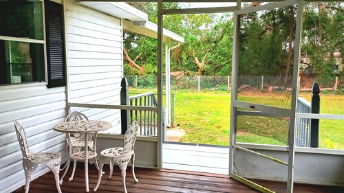 House with 3-bedroom 2 Bath on one acre of land in wonderful Wesley Chapel 