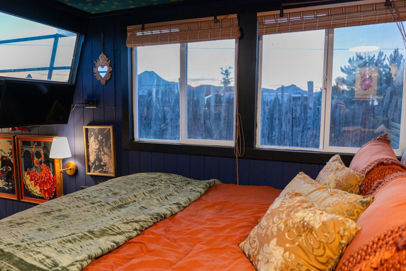 Wifi gratis y ropa de cama 