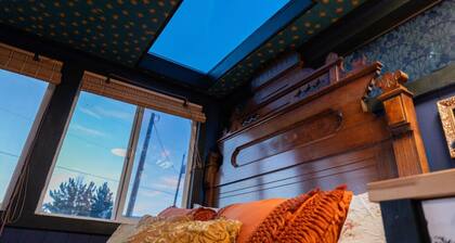 The Big Dipper-Houseboat in the Big Bend