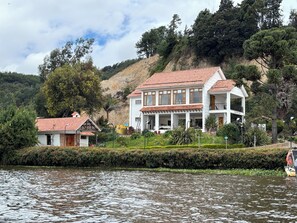 Front of property - Hotel Refugio el Santuario - Comfacundi (Fúquene)