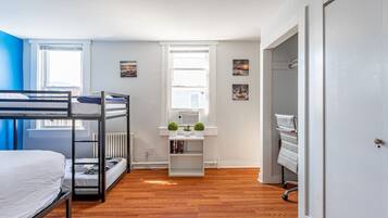 2 bedrooms, desk, iron/ironing board, travel crib
