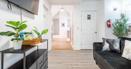 Penthouse 4BR-2BA-9 Beds | NYC | MetLife | Parking