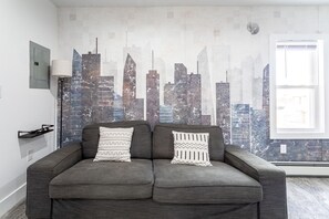 Interior - The Modern 4BR – Near NYC, Free Parking, Sleeps 12 (Bayonne)