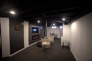 Interior - CHARMING HOUSE ON THE NAUTICAL MILE (St. Clair Shores)