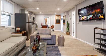 Updated 3BR (9 Beds) | Walk to NYC Transit