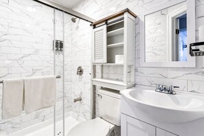 Hair dryer - Updated 3BR (9 Beds) | Walk to NYC Transit (Bayonne)