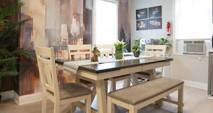 Deluxe 4BR Duplex | Sleeps 16+ | Near NYC