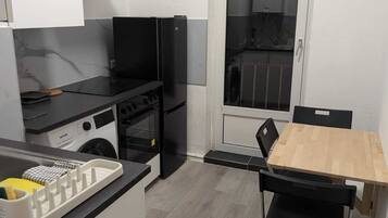 Oven, stovetop