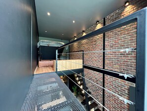 Deluxe Duplex | 1 bedroom, hypo-allergenic bedding, pillowtop beds, in-room safe