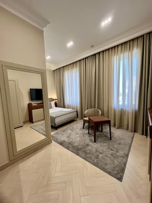 Standard Single Room, Courtyard View | 1 bedroom, premium bedding, memory foam beds, in-room safe