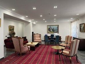 Reception - Plaza Viktoria Hotel Yerevan  (Yerevan)