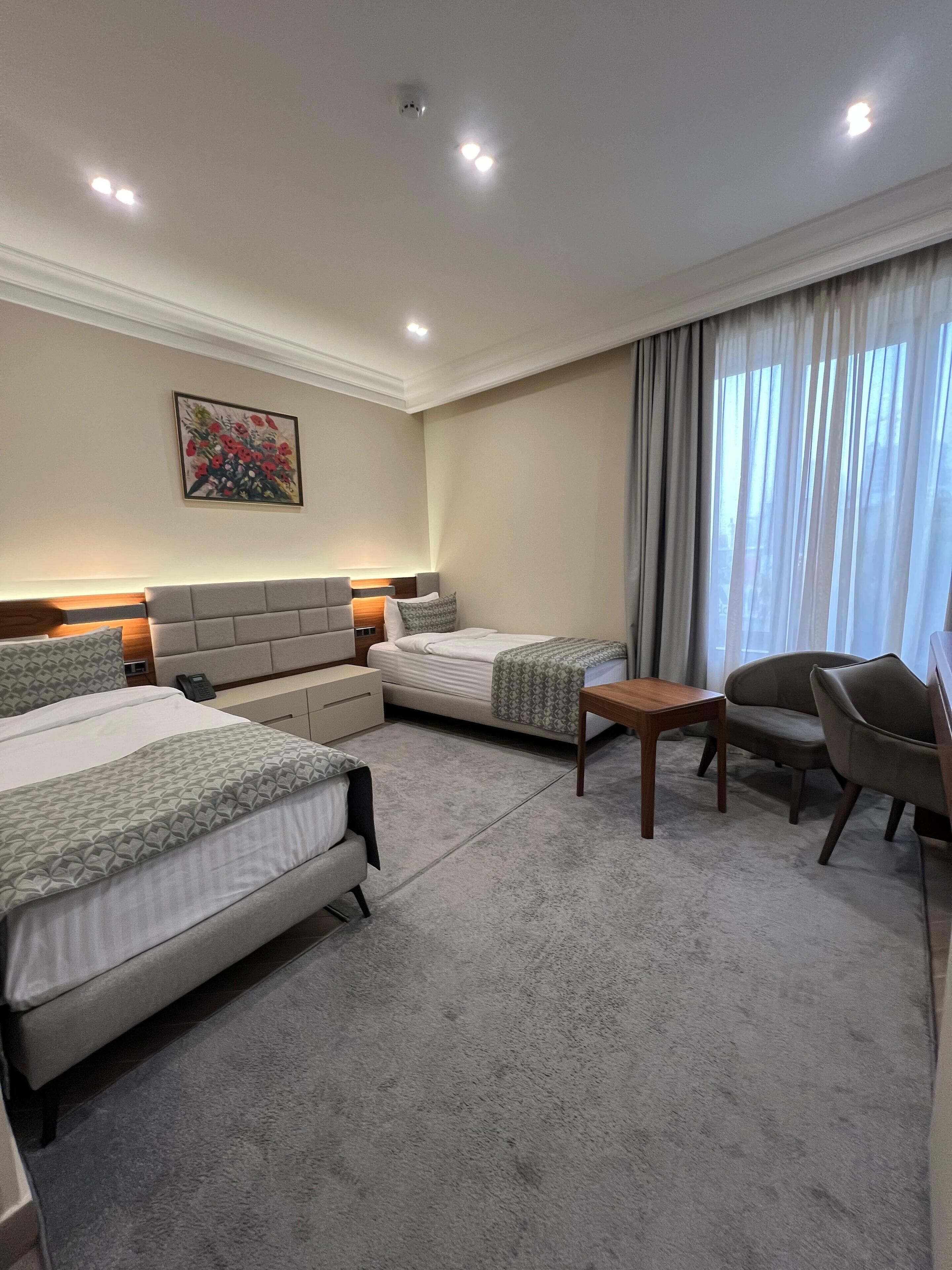 Phòng 2 giường đơn Tiêu chuẩn | Bộ đồ giường cao cấp, nệm cao su hoạt tính (memory foam) 